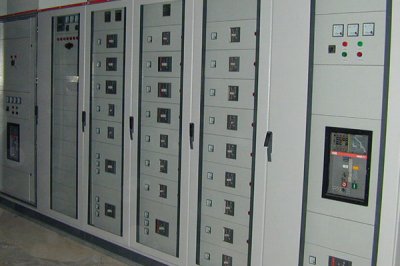 PLC控制柜廠家生產的設備一般有幾部分